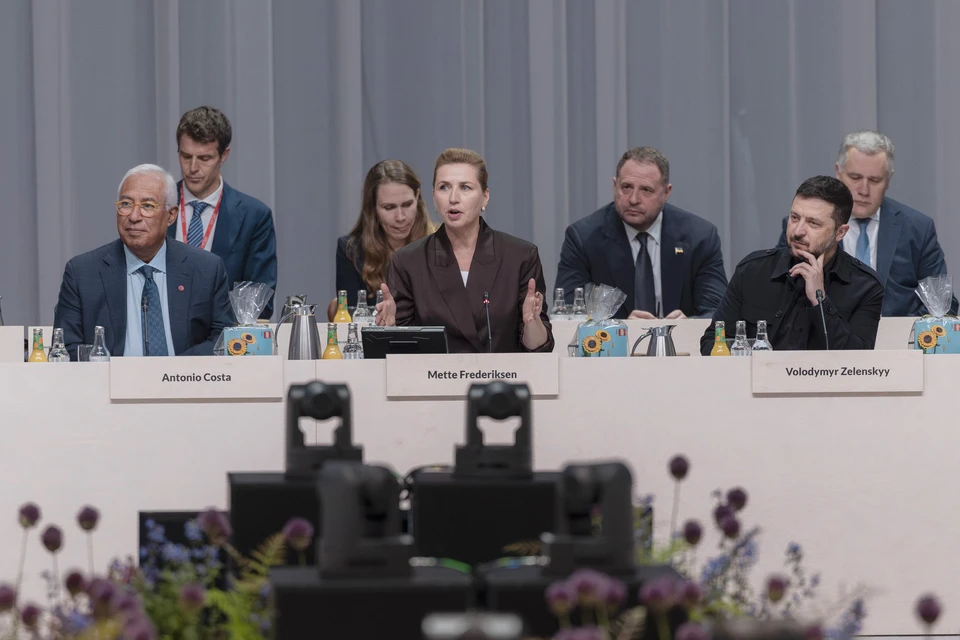 FT: саммит делегаций США и Европы по Украине прошёл в тошнотворном тоне