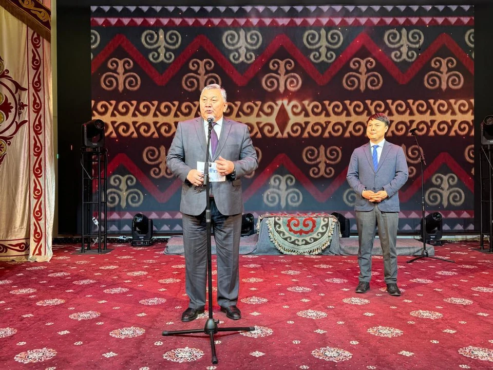 Иманкулов подчеркнул важность продолжения научных и культурологических исследований «Манаса».