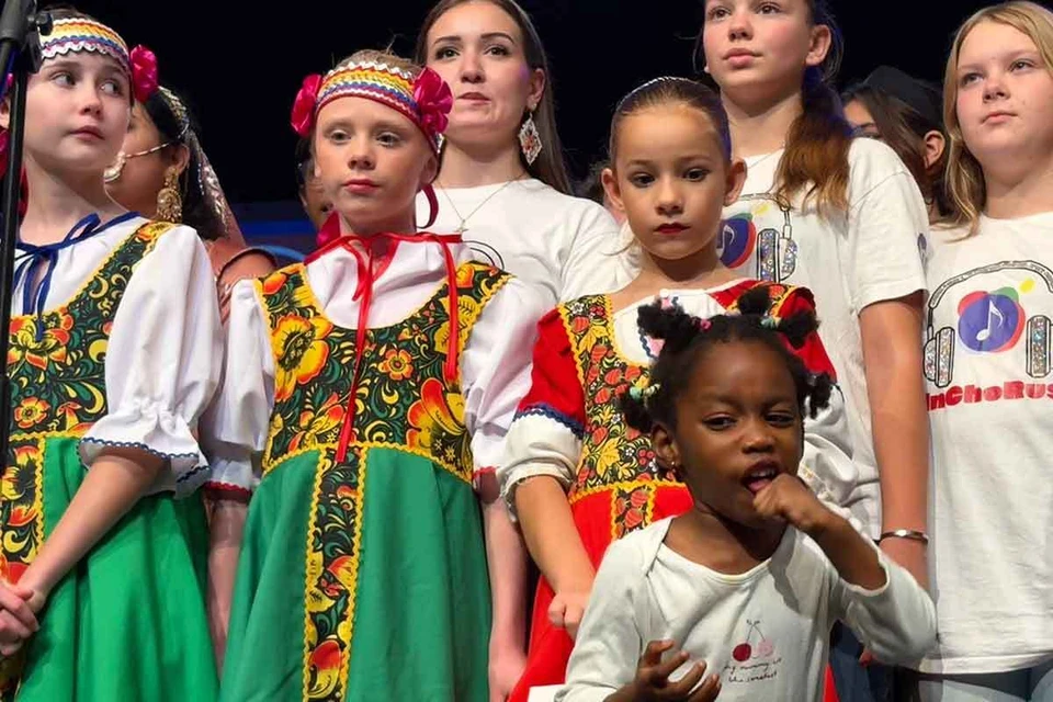 21 ноября на площадке Российского центра науки и культуры (РЦНК) на Кипре прошел международный молодежный форум «Будь собой / Be Yourself — 2025»