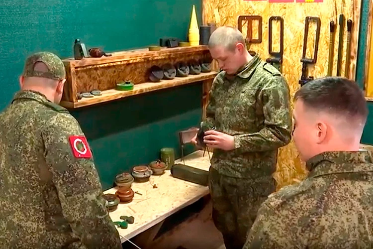 Навыкам сапера научат всех военнослужащих
