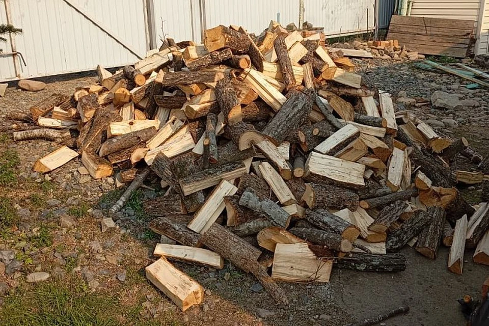 Твердое топливо бесплатно доставляют до места проживания.