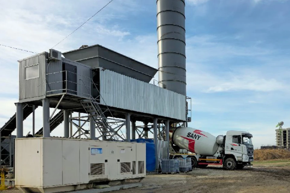 Новый завод в Скадовске ежедневно выпускает 150 кубов бетона Фото: минпромторг ХО