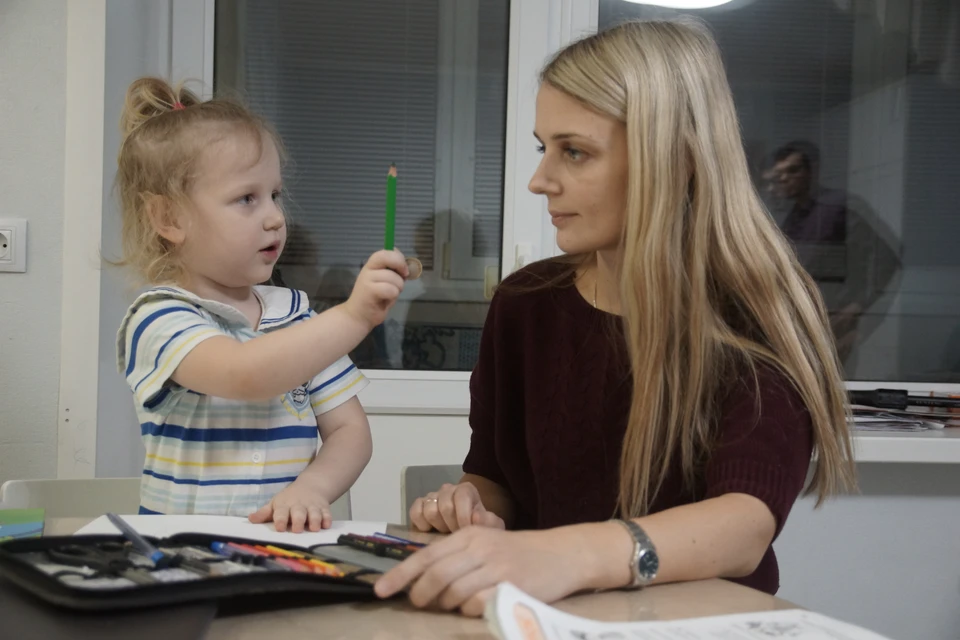 В 2025 году поздравить самых близких людей сыновья и дочери смогут 30 ноября