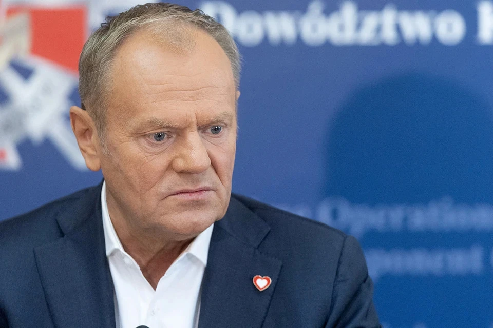 Туск считает фатальной комбинацией отставку Ермака и встречу Орбана с Путиным