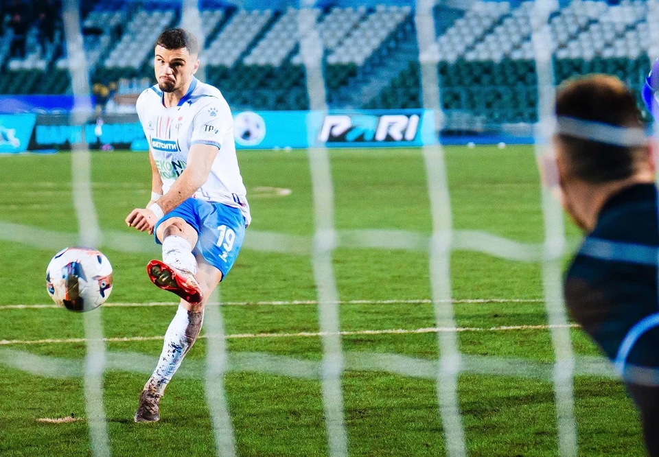 Белайди Пуси лидирует в споре бомбардиров первой лиги.