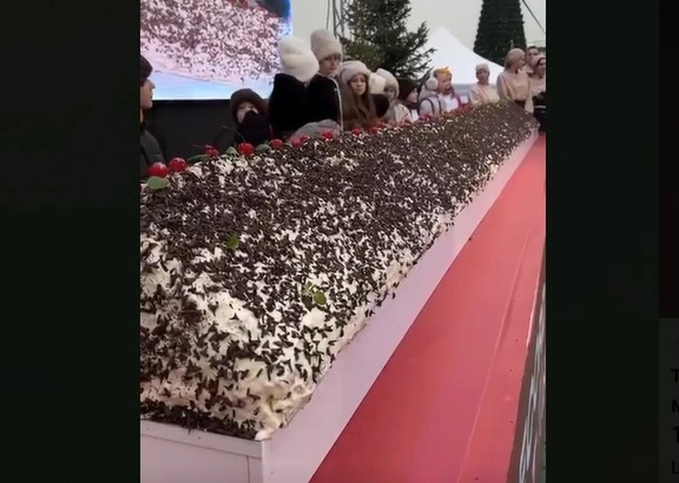 Посетителей угощали бесплатно. Фото: скрин с видео