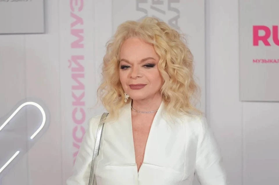 Долина рассказала о слежке мошенников за ее семьей