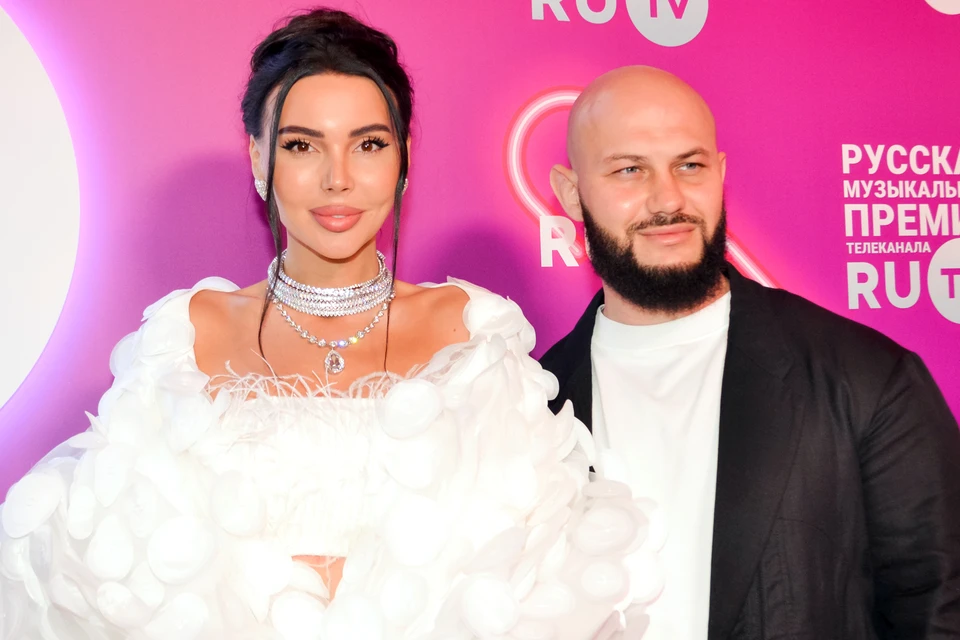 Проблемы с бизнесом происходят на фоне развода многодетной мамы с рэпером Джиганом