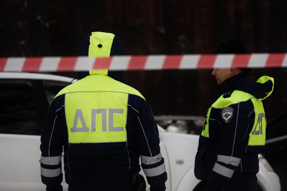 В подмосковных Мытищах грузовик выехал на встречку, один человек погиб