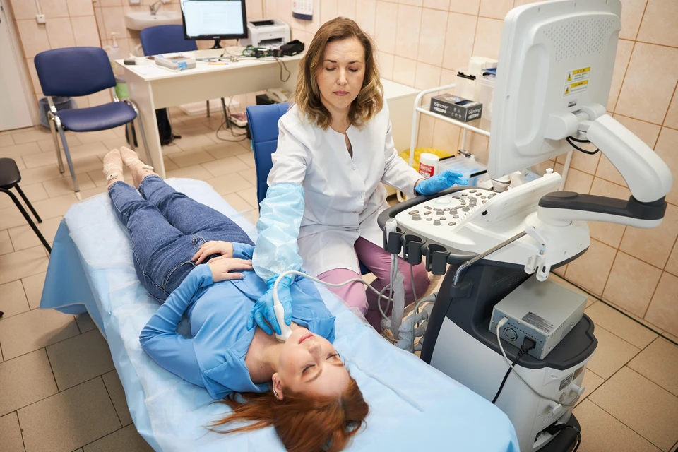 Практически у каждой пятой женщины во время УЗИ находят «узелки» в щитовидной железе.