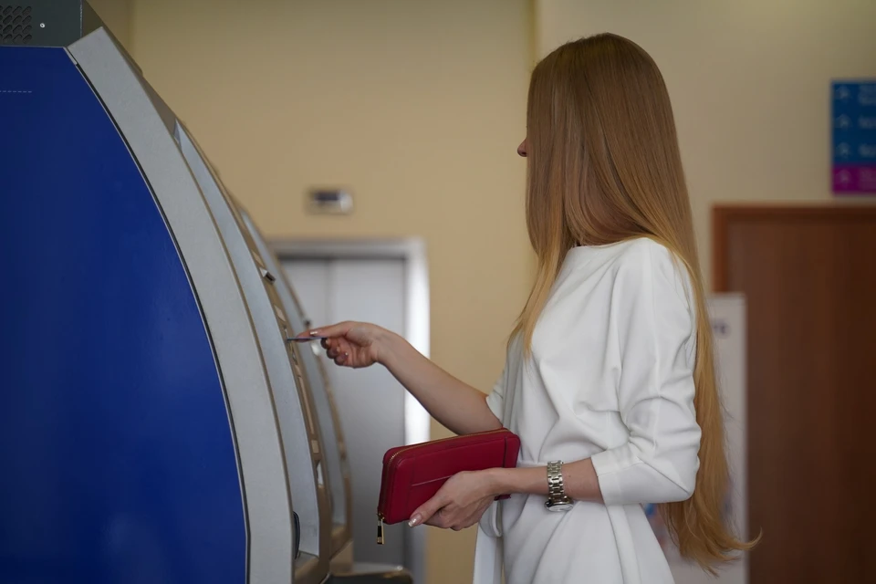 Платежи проходят мгновенно с оперативным уведомлением госорганов и с полным соблюдением стандартов безопасности.