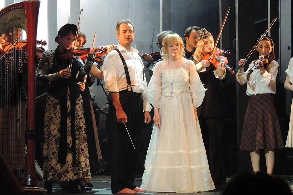 Сцена из спектакля «Репетиция оркестра».