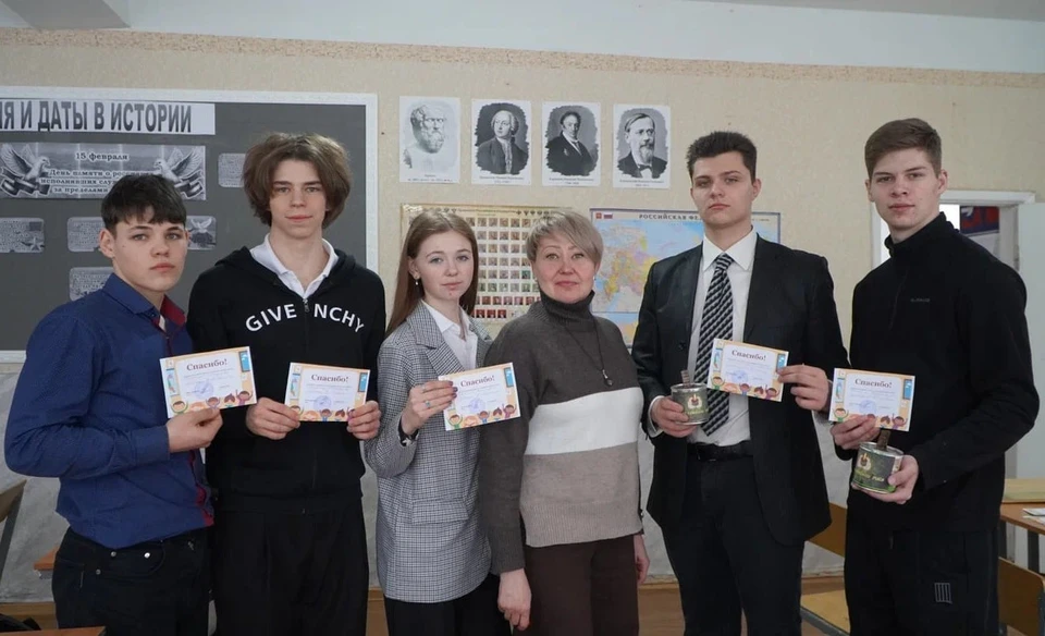 Окопные свечи станут для защитников знаком поддержки, который согревает душу. Фото: «Движение Первых»