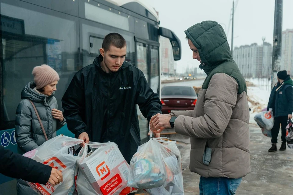 Собирали, везли и отдавали вторсырье на переработку активисты из движения «ЭкоСфера».