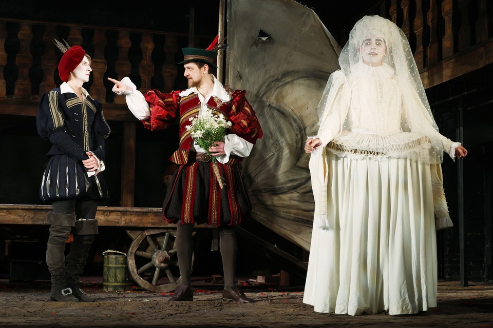 Двенадцатая ночь в Губернском театре гендерный спор решила в пользу мужчин