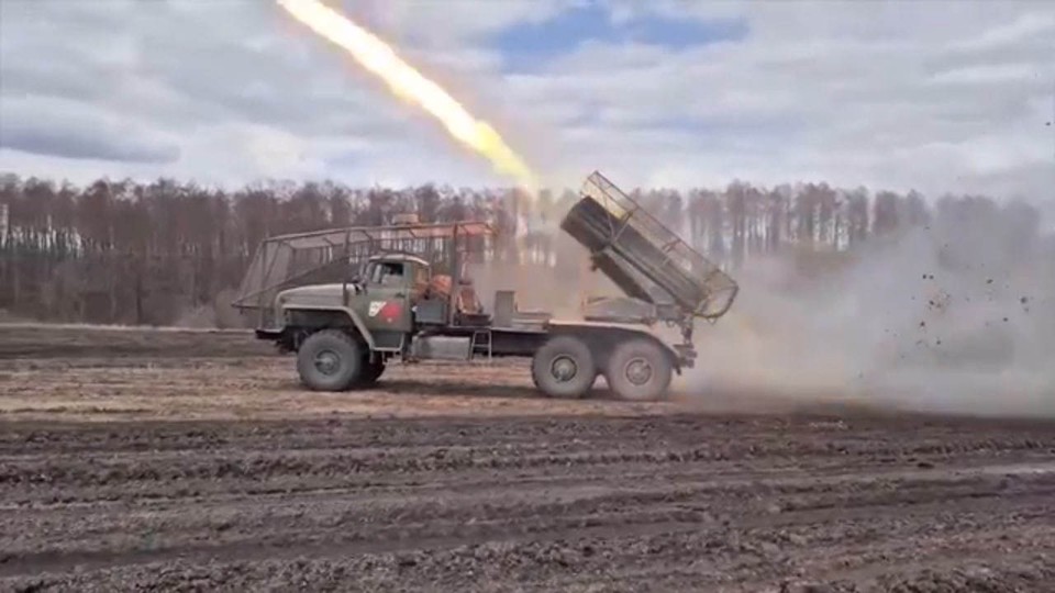 Десантники РФ накрыли залпом скопление украинской пехоты в лесном массиве