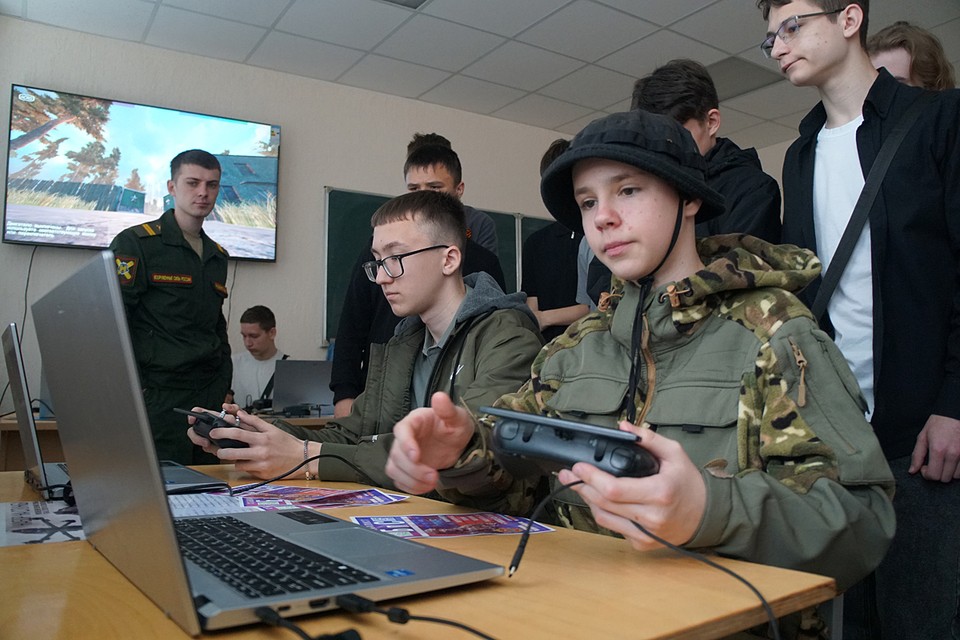 Минобороны России предложило студентам заменить срочную службу контрактной