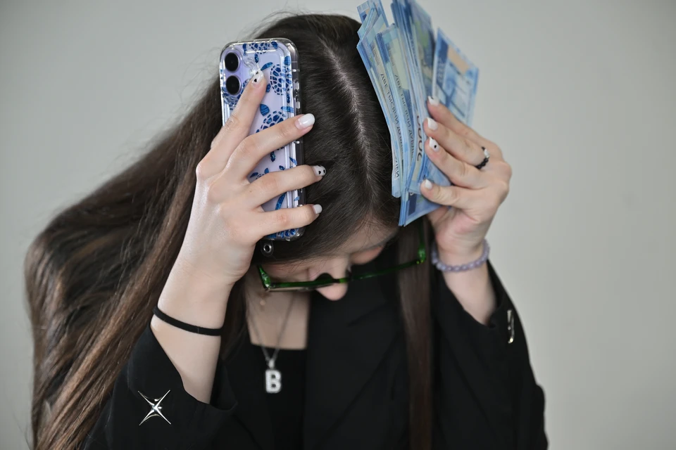 В Якутии за выходные три человека пострадали от мошенников