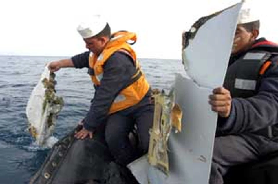 Поисковая операция в Красном море продолжается до сих пор.