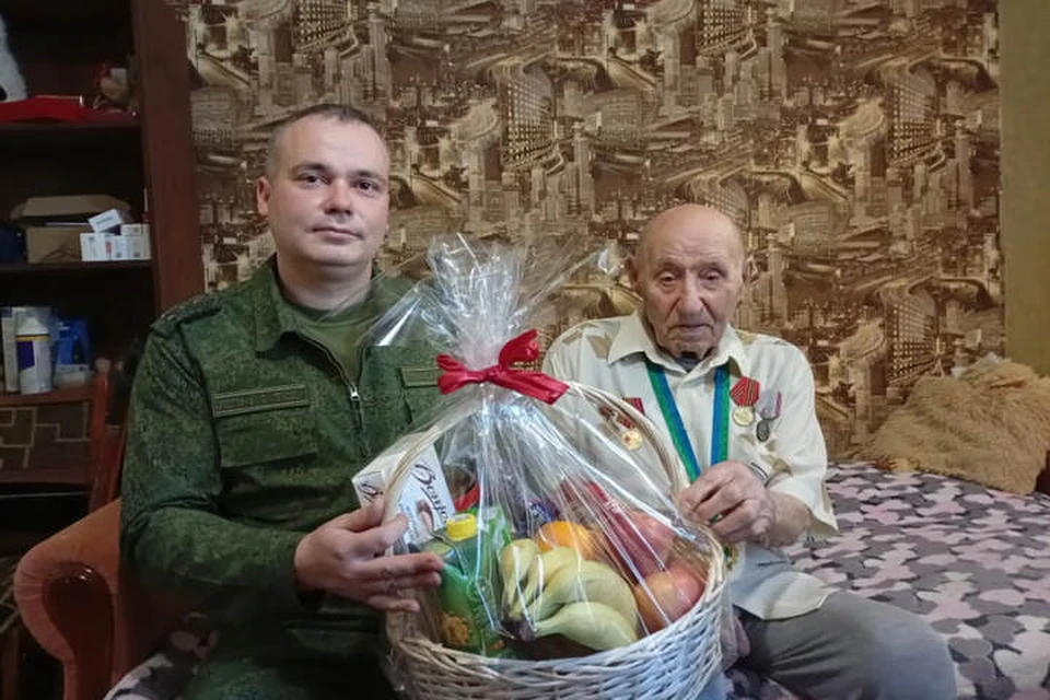 Ветера войны Семен Рупчев отметил свое столетие. Фото: СУ СК РФ по Запорожской области.