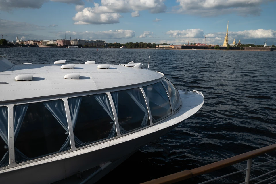 В городе расширяется система регулярных водных перевозок.