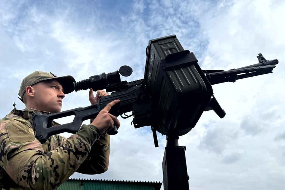 МО РФ: Объединенная группировка войск ВС усилила тактические позиции