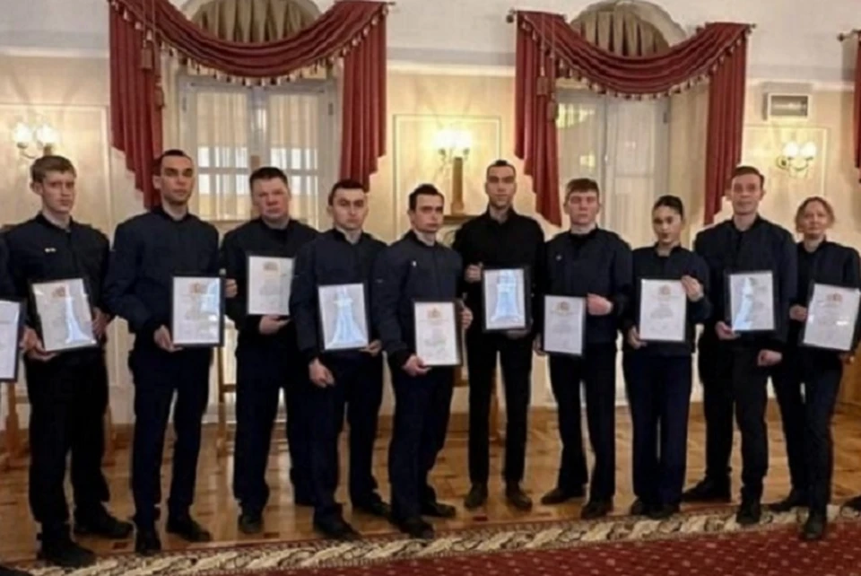 Уральских добровольцев наградили за участие в проекте. Фото: Департамент информполитики Свердловской области