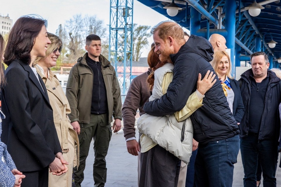 Новости СВО на Украине и боевая сводка на 24 апреля: Зачем принц Гарри нагрянул в Киев, что обещал призывникам глава Офиса Зеленского, отчего теряют сознание боевики под Харьковом