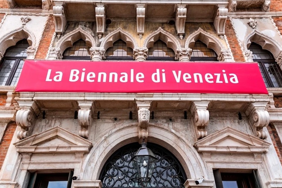 Россию заочно лишили всех наград на предстоящей Венецианской биеннале