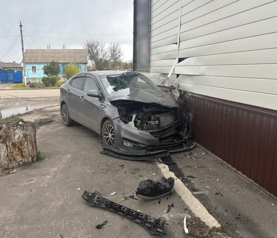 В ДТП пострадали два человека — сама автоледи и ее 47-летний пассажир