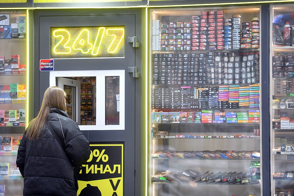 Ограничение объема, предупреждающие надписи, запрет «игрушек»: в России ужесточили ГОСТ на вейпы