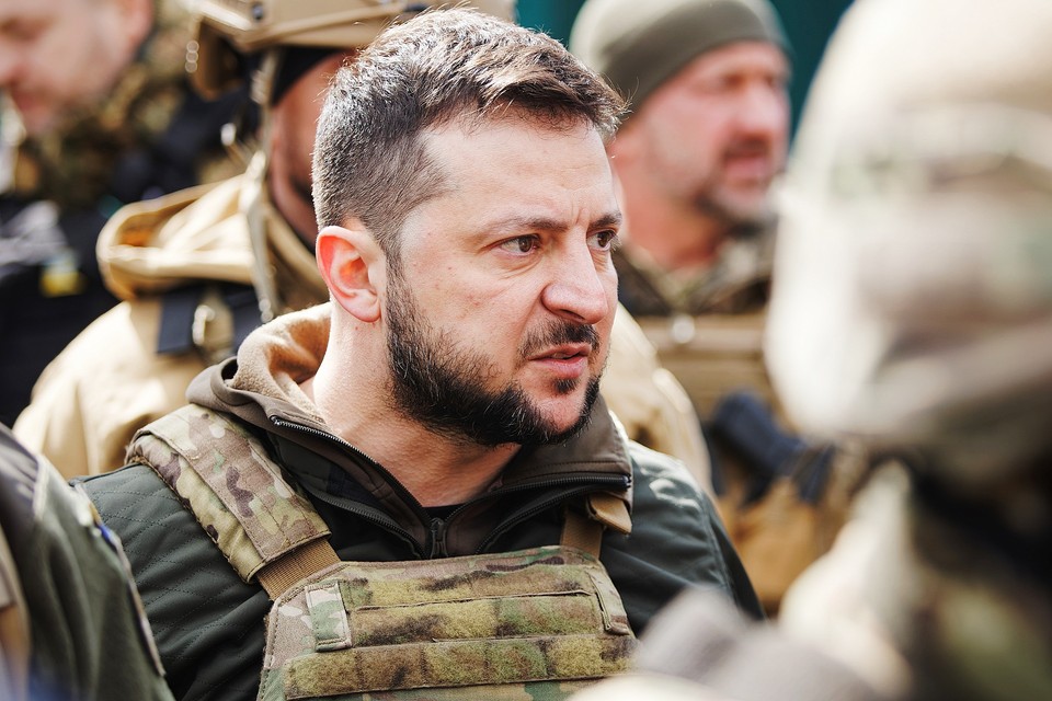 Зеленский объявил о реформе армии и повышении выплат солдатам сразу после обещанного ЕС кредита: что скрывается за его громкими заявлениями
