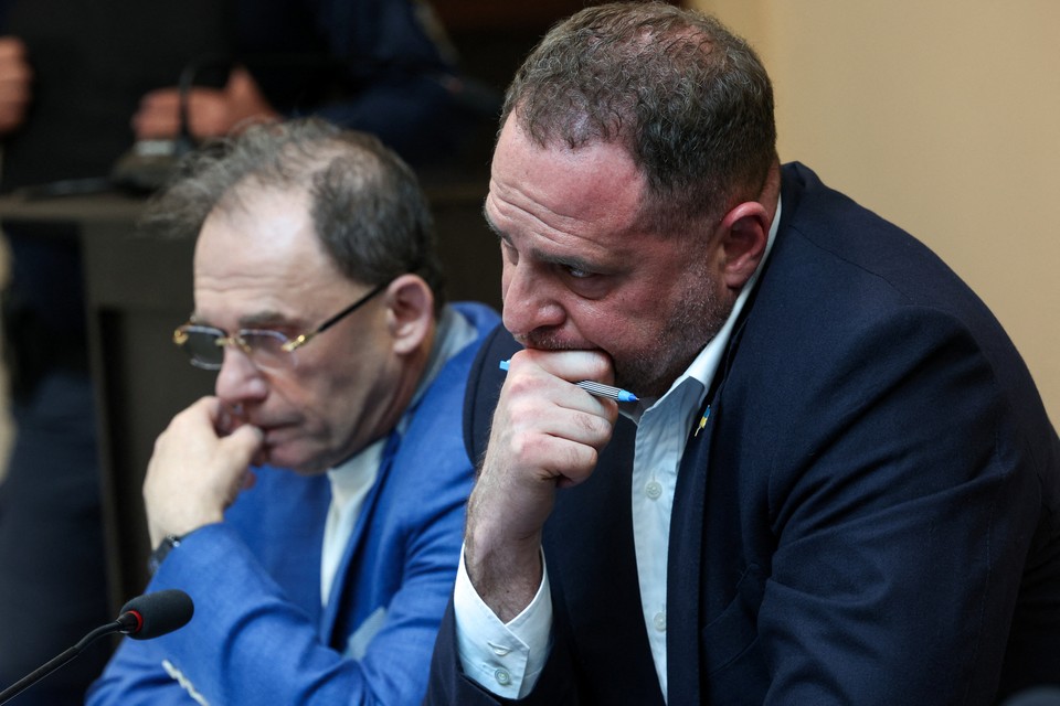 Сможет ли арест Ермака поменять ситуацию на Украине: мнение политолога