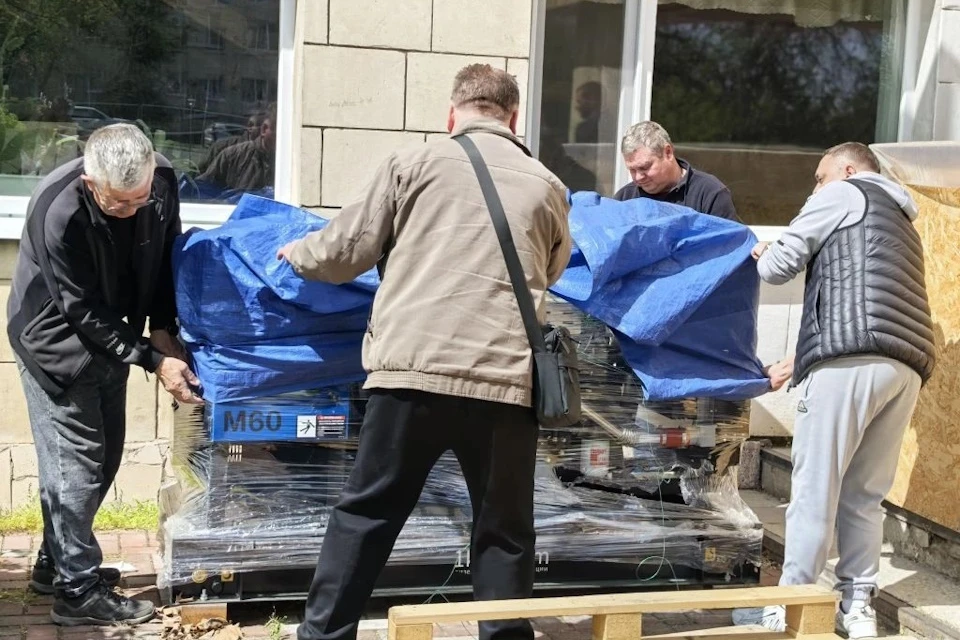 Мощные генераторы будут поддерживать жизнь в Домах культуры во время отключений света Фото: министерство культуры ХО