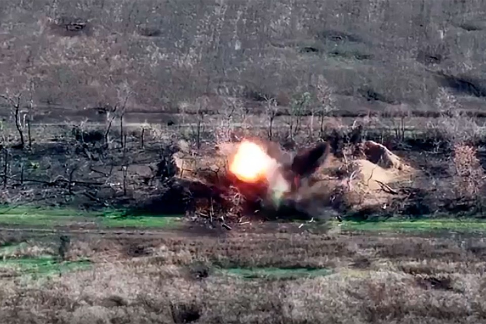 Минобороны РФ показало видео уничтожения опорника ВСУ у Новопавловки