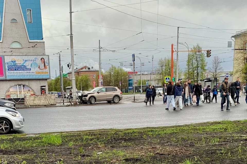 На Кузнецком проспекте в Кемерове произошло ДТП