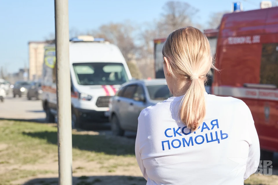 Рязанку спасли на кладбище после сердечного приступа в День Победы.