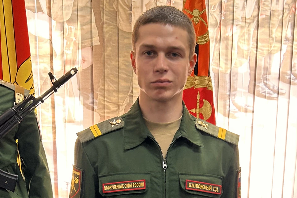Актер Глеб Калюжный служит в Семёновском полку