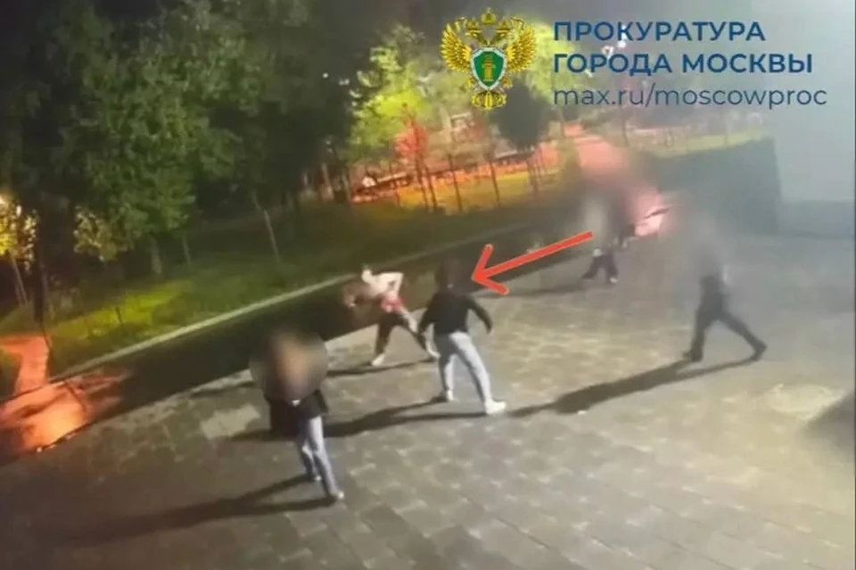 Прокуратура контролирует расследование нападения с ножом на северо-западе Москвы