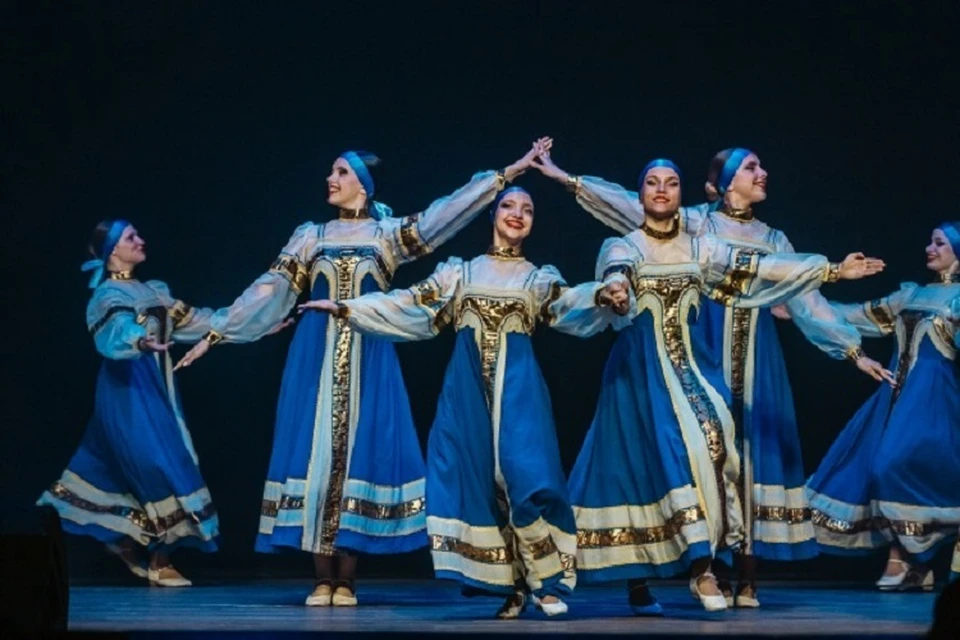 Важную часть занимают номера, созданные на основе фольклора. Фото: Тверское училище культуры
