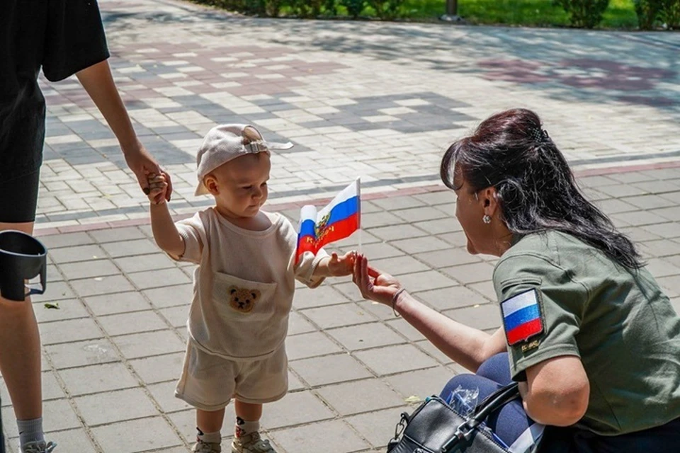 Запорожская область готовится к празднованию Дня России, который традиционно отмечается 12 июня. Фото: администрация Мелитополя