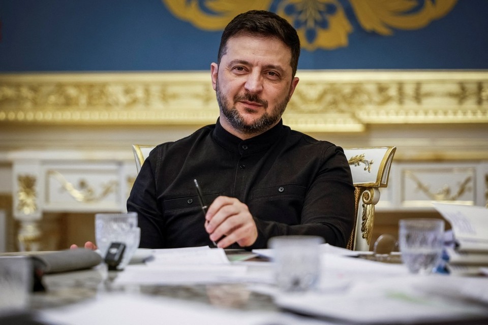 Зеленский подписал скандальный закон о русском языке: Готовится к переговорам о вступлении в ЕС