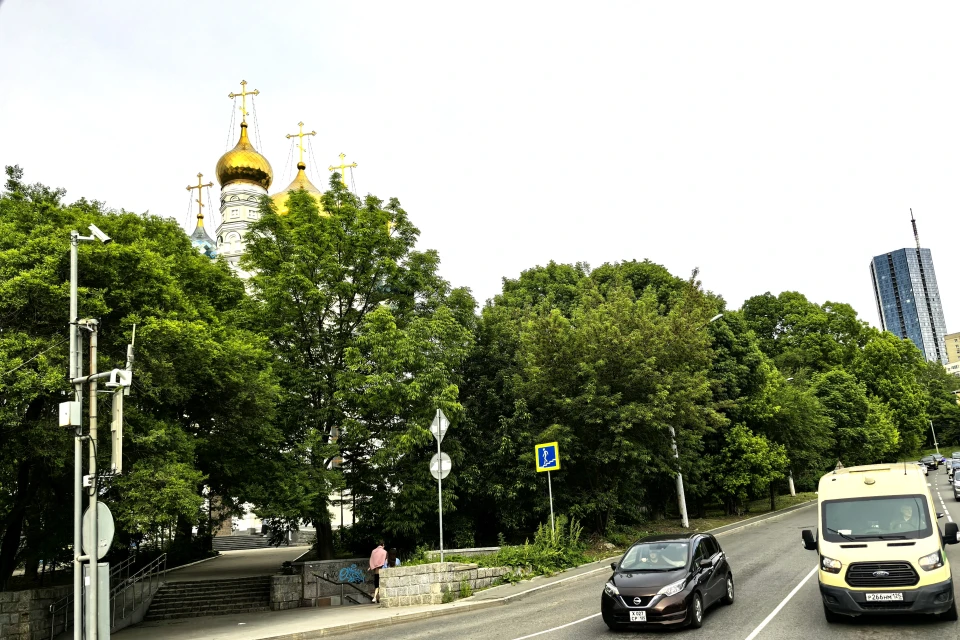 Зеленые легкие Владивостока пользуются популярностью у горожан в жаркие летние дни. Фото: Валерия КОТЕНКО