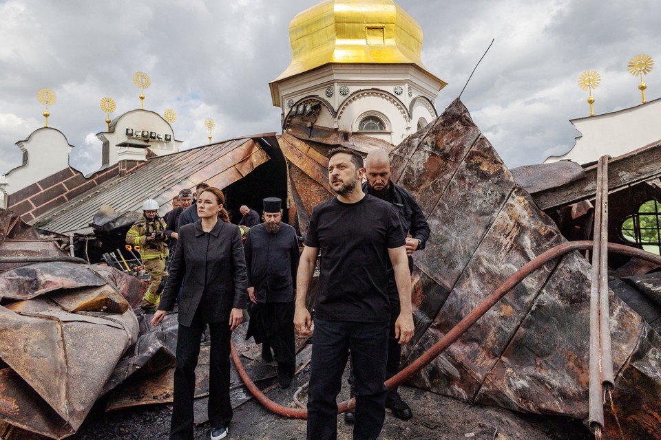 Последние новости и боевые сводки по СВО на Украине на 16 июня: Что порнозвезда делал на фронте, зачем киевский бес пляшет в Лавре, кого прикрывает харьковский мэр