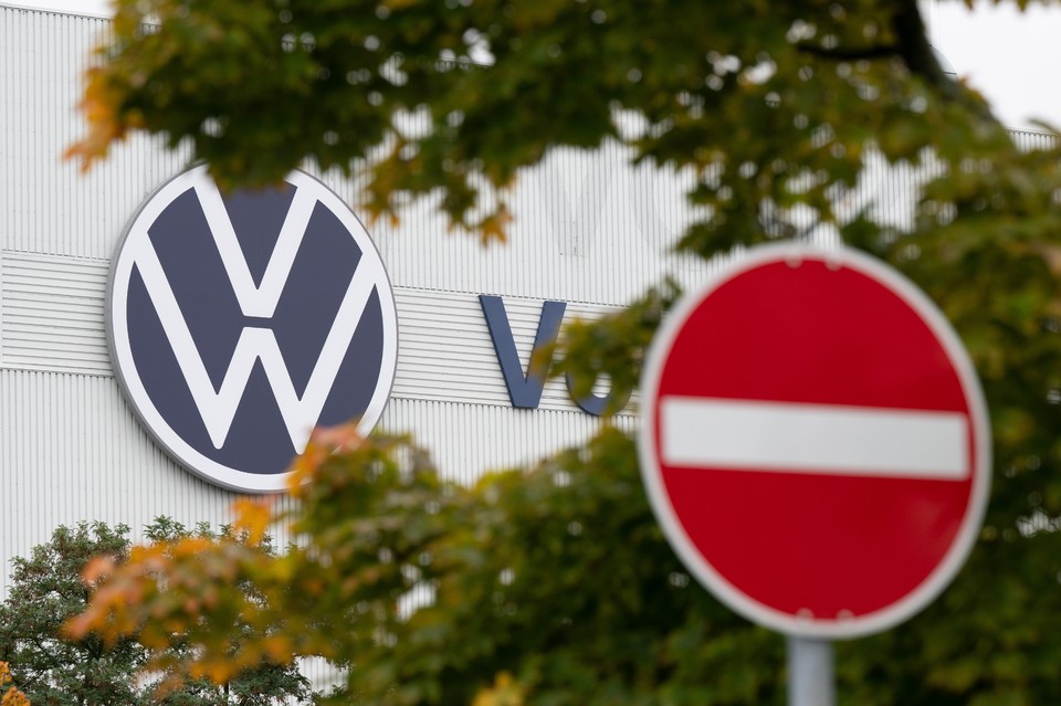Прощание с Volkswagen: руководство компании призналось в угрозе ее существованию
