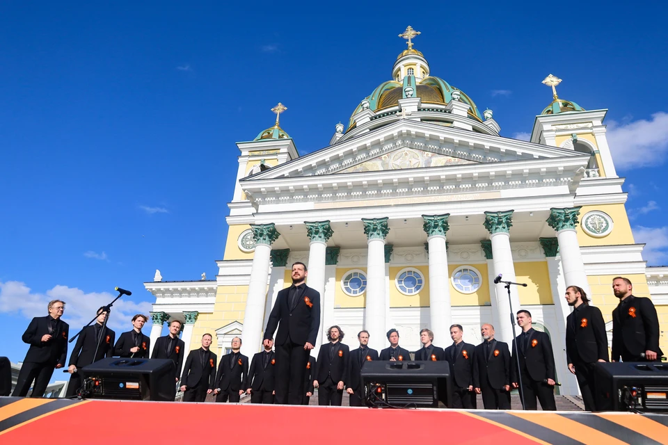 Хор выступил праздничная программа «С верой в Победу» 9 мая в Челябинске