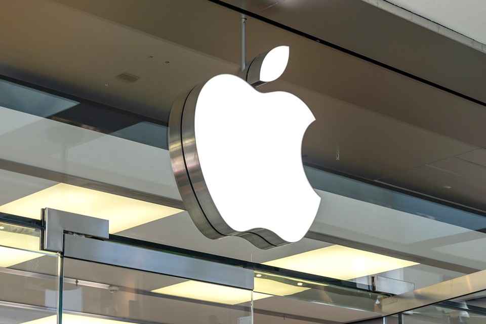Конец эры Apple: почему компания без предупреждения удалила российские приложения из AppStore и что будет дальше