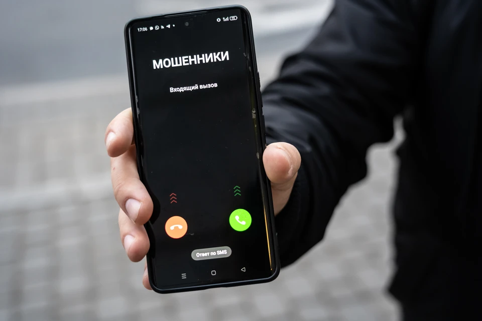 Преступники могут звонить от имени министерства транспорта или правительства. Фото: Диана Иванова