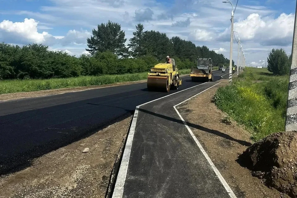 В Нижнеудинском районе ремонтируют 2,6 км дороги Нижнеудинск - Порог. Фото: Дирекция по строительству и эксплуатации автомобильных дорог Иркутской области