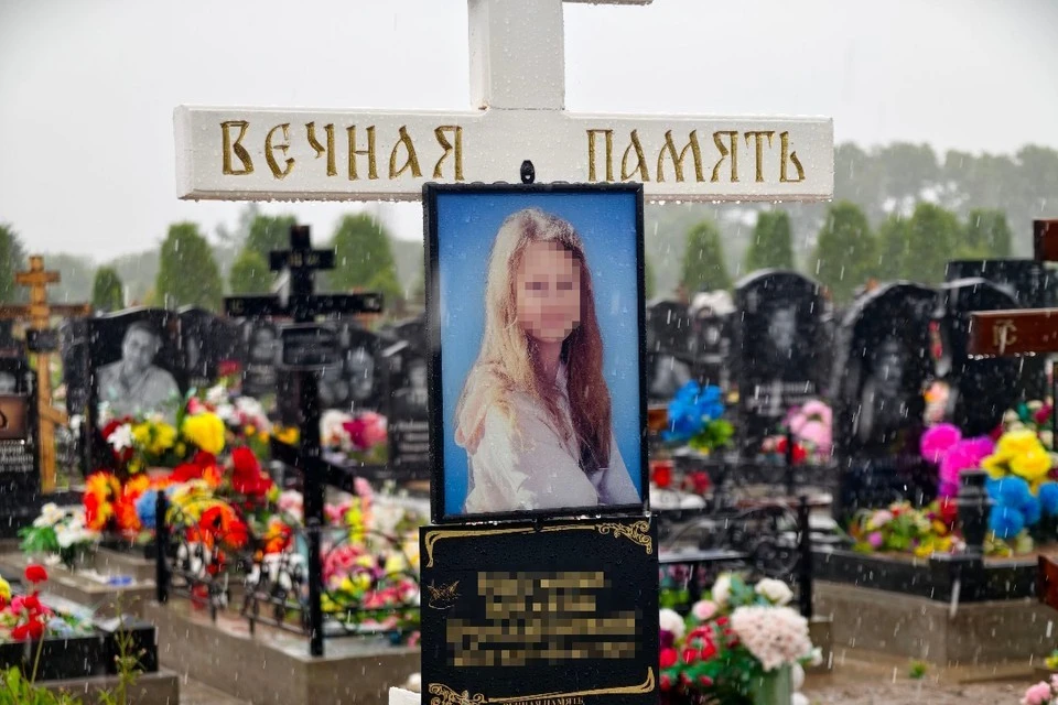 В Ленобласти прошли похороны 12-летней девочки, на церемонии слушали ее песни